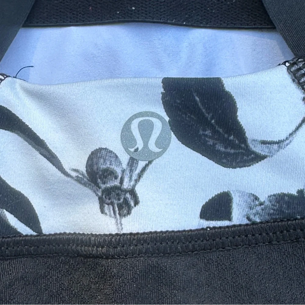 🌟Lululemon Push Ur Limits Tank🌟 - Picture 10 of 14